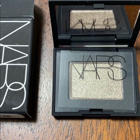 NARS Hardwired Eyeshadow - Stud - Picture 3 of 3